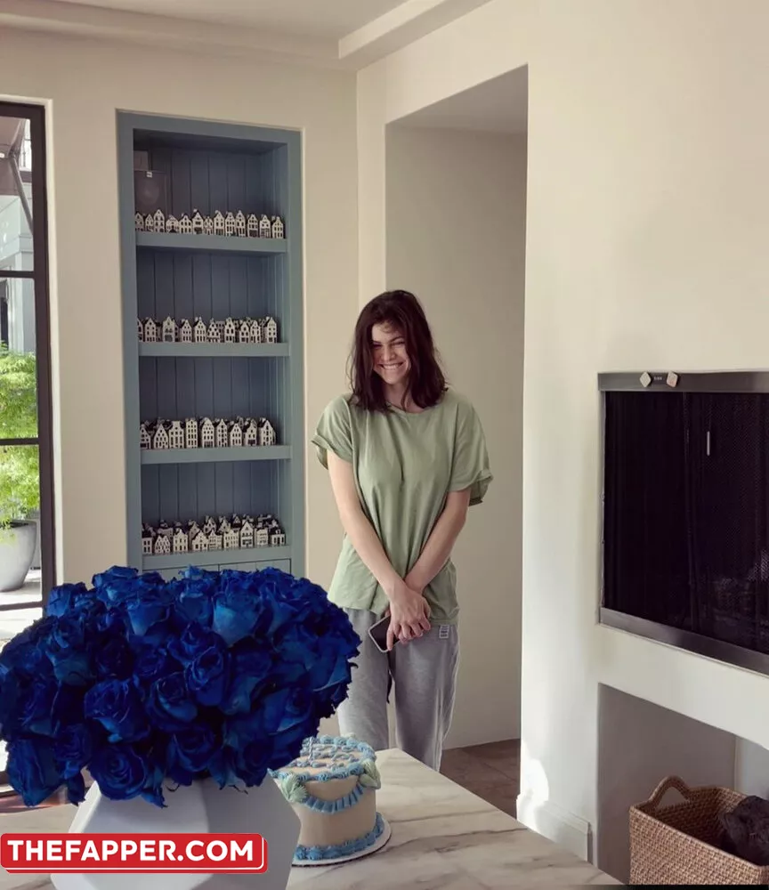 Alexandra Daddario  Onlyfans Leaked Nude Image #GKpo3Amab0