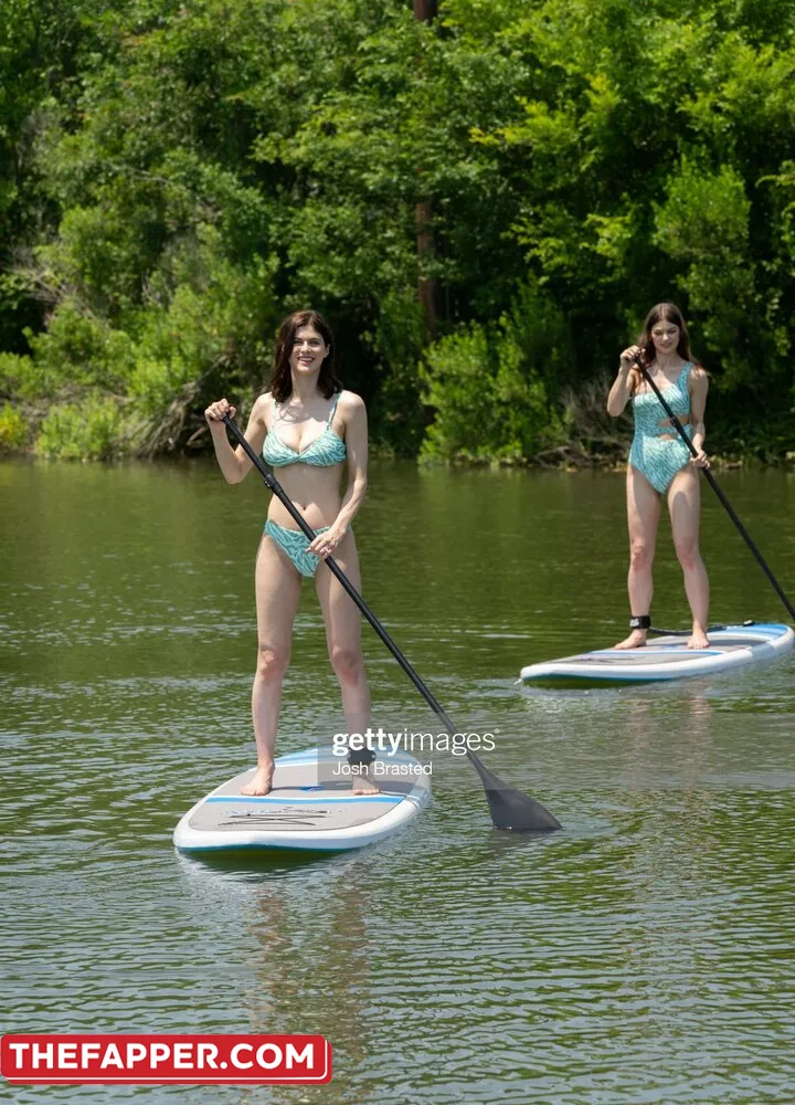 Alexandra Daddario  Onlyfans Leaked Nude Image #P775dlQ4e7