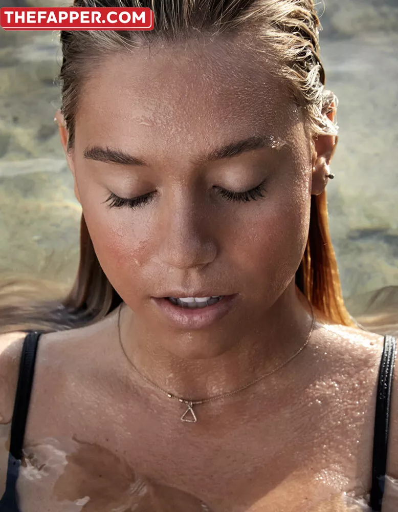 Alexis Ren  Onlyfans Leaked Nude Image #9VGnohbte1