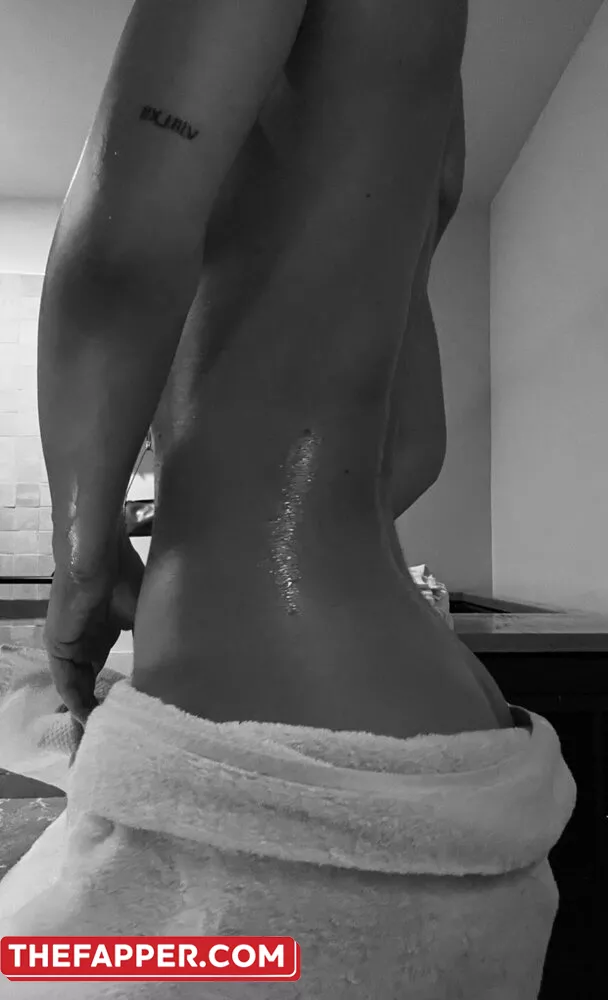 Alexis Ren  Onlyfans Leaked Nude Image #Z8xKltFvPA