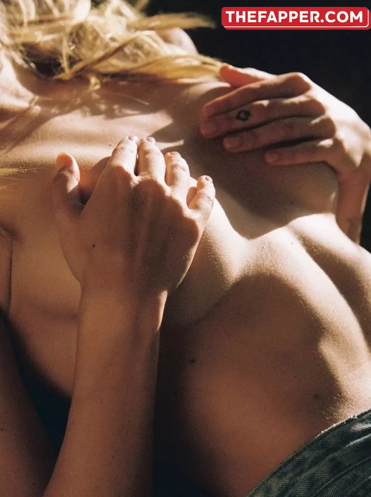 Alexis Ren  Onlyfans Leaked Nude Image #nMedOpAiO8