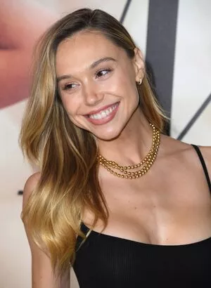 Alexis Ren Onlyfans Leaked Nude Image #x5aLsXxnyX