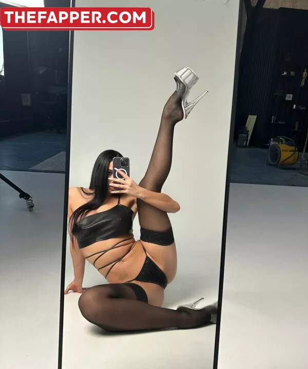 Alinajimmychoo  Onlyfans Leaked Nude Image #iUe2K42mpn