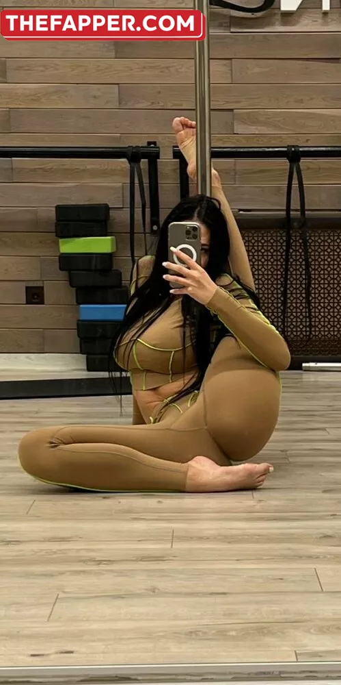 Alinajimmychoo  Onlyfans Leaked Nude Image #wA2jRoR0kK