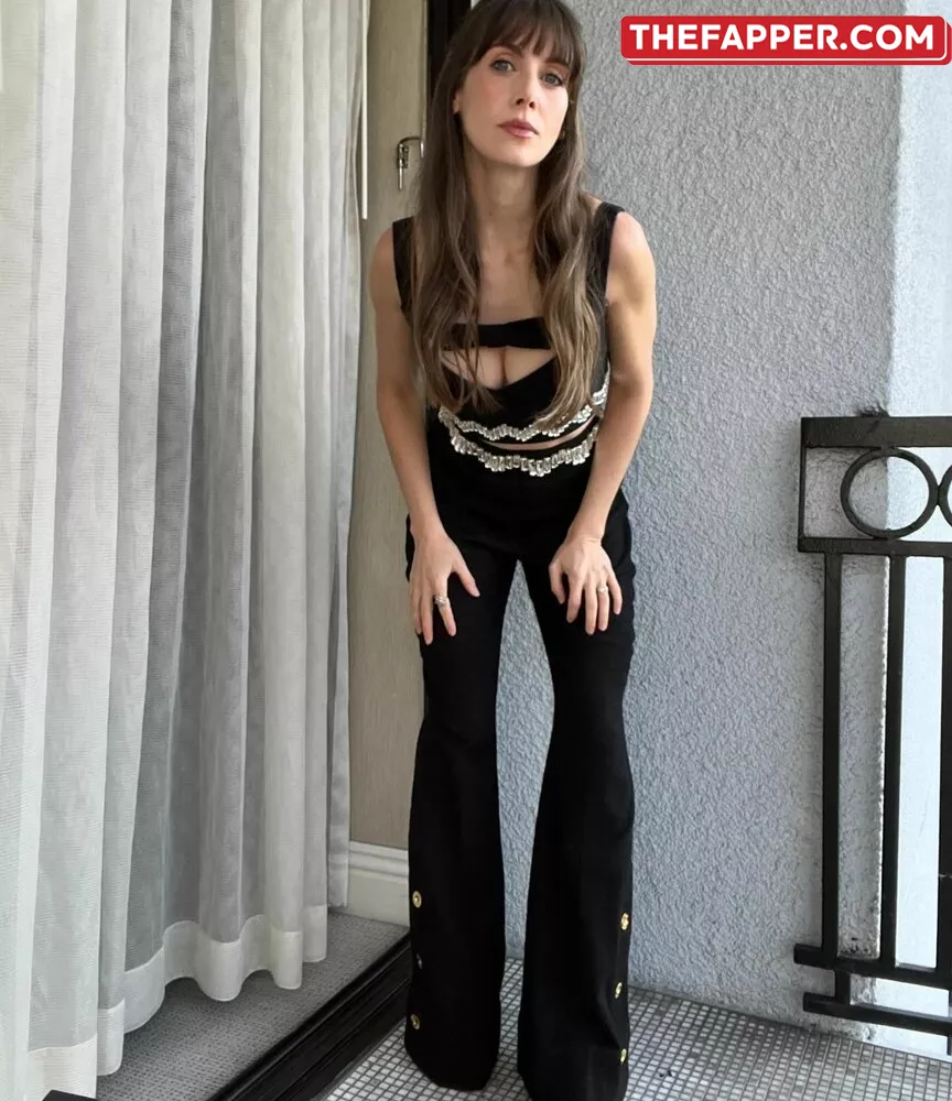 Alison Brie  Onlyfans Leaked Nude Image #g6I6R1ateT