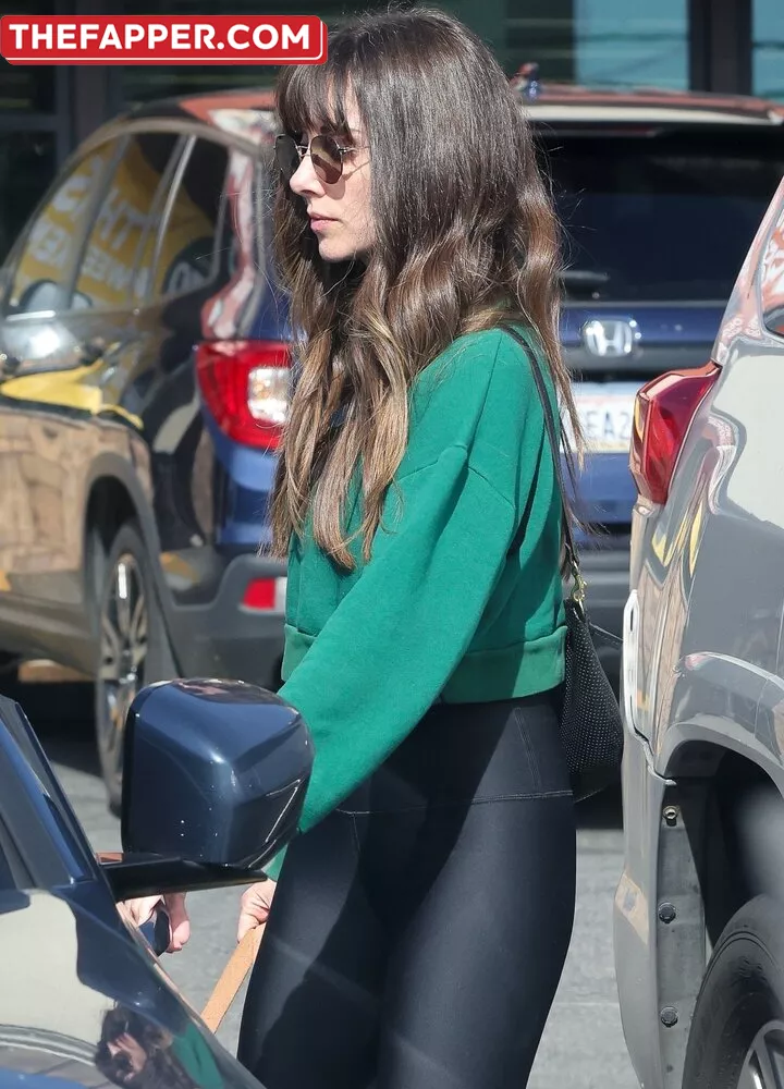 Alison Brie  Onlyfans Leaked Nude Image #phfzubIFEe