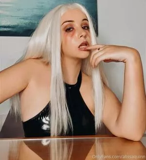 Alissaquinn Onlyfans Leaked Nude Image #kQ2ZyKePKv