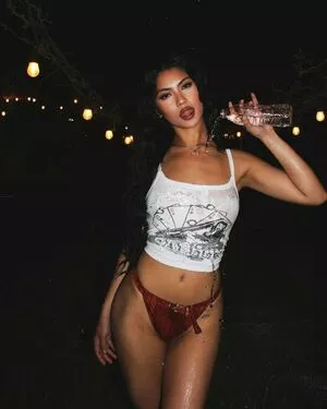 Alyanna Joelle #3xgpMz9wen