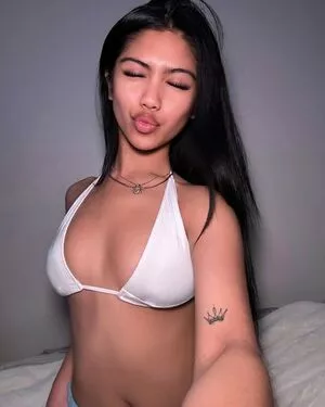 Alyanna Joelle #mPAbMN1cWy