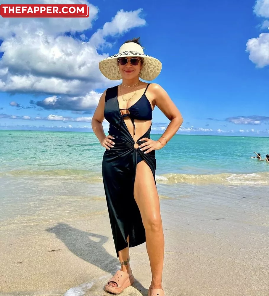 Alyssa Milano  Onlyfans Leaked Nude Image #UeHWGuo9rv