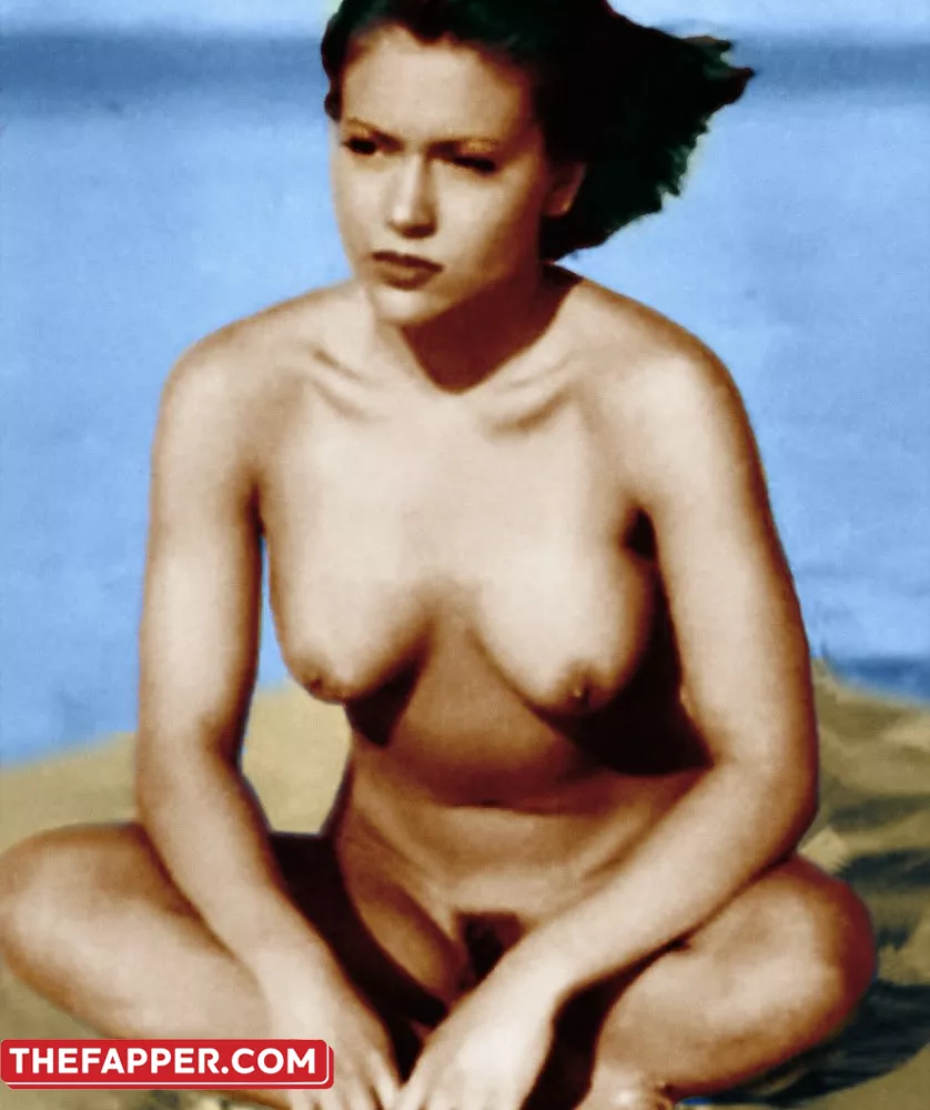 Alyssa Milano  Onlyfans Leaked Nude Image #rmWxbaMEMo