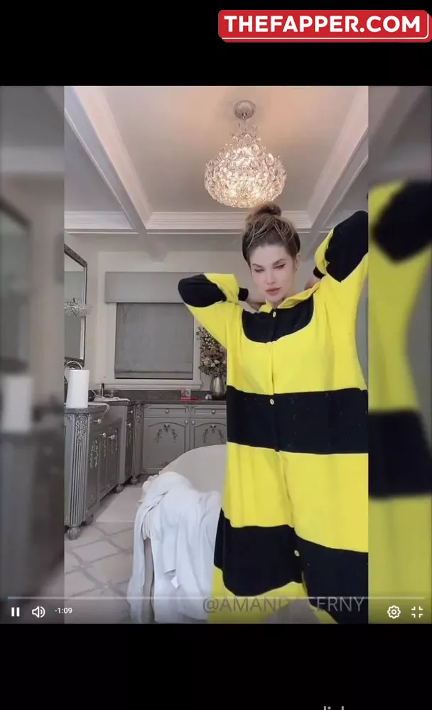 Amanda Cerny  Onlyfans Leaked Nude Image #2d2Y9CfrpL