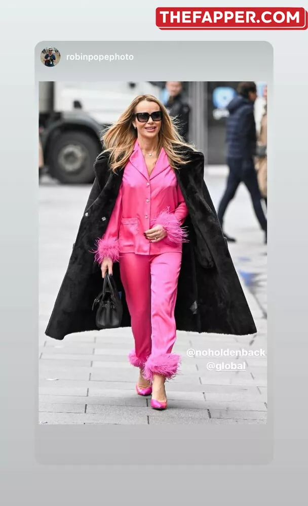 Amanda Holden  Onlyfans Leaked Nude Image #8BohLd4xih