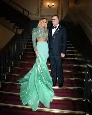 Amanda Holden #ZoTUSRpj6F