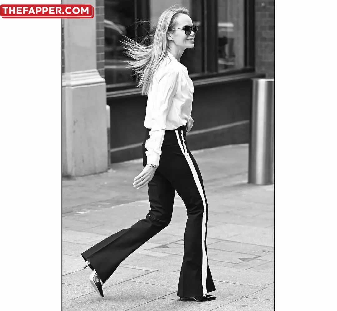 Amanda Holden  Onlyfans Leaked Nude Image #wUI8z9Fca9