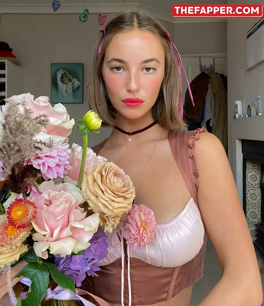 Amelie Manzoli  Onlyfans Leaked Nude Image #4imrnluvyj