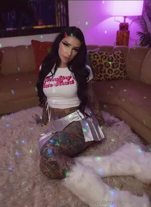 Angela Mazzanti #AzpABMR5jo