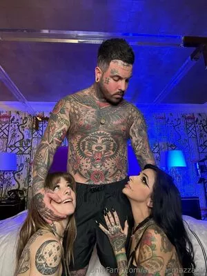 Angela Mazzanti #KVyhYWr5pn