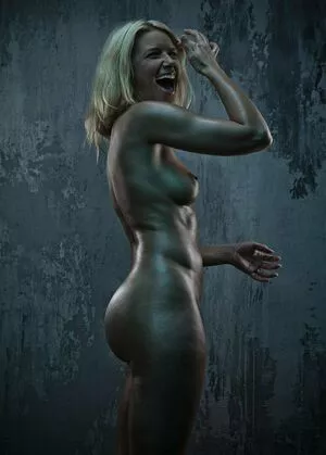 Anikka Albrite #te3By68DsS