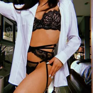 Anna Akana #NMUqzNGjSw