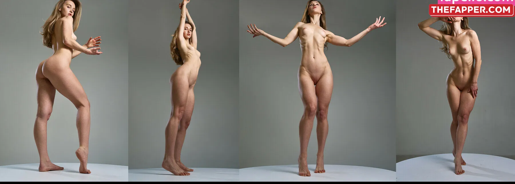 Anna Tsaralunga  Onlyfans Leaked Nude Image #7EhGWeNYnw