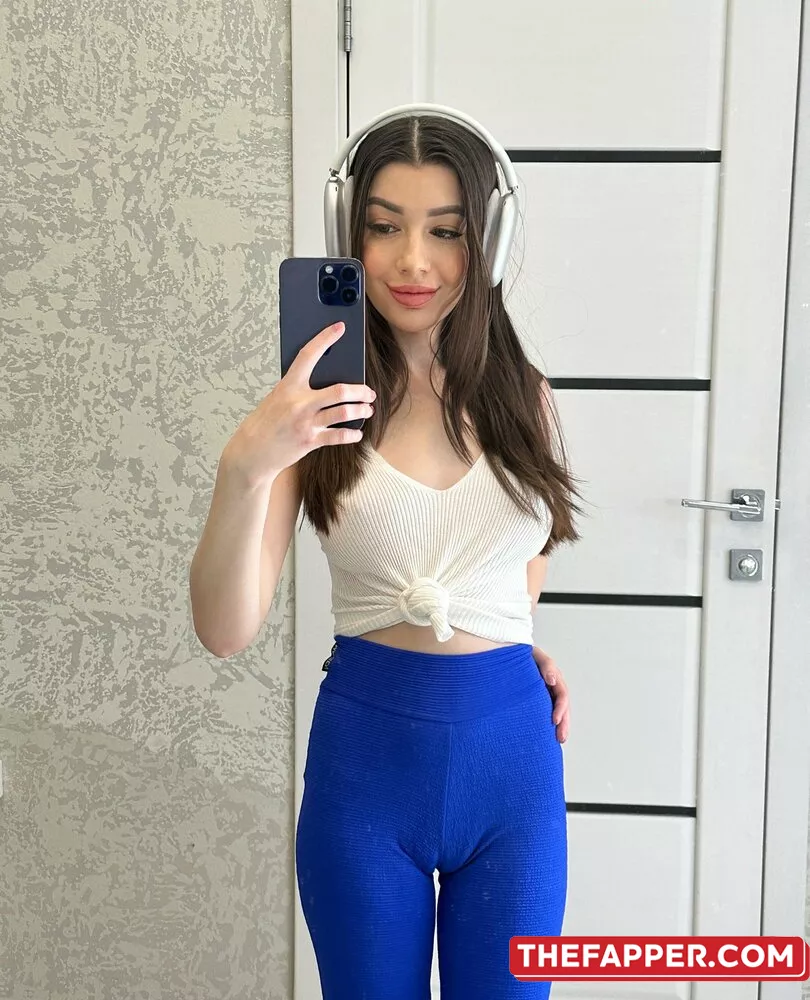 Annakissksyuk  Onlyfans Leaked Nude Image #JXA9flxL99