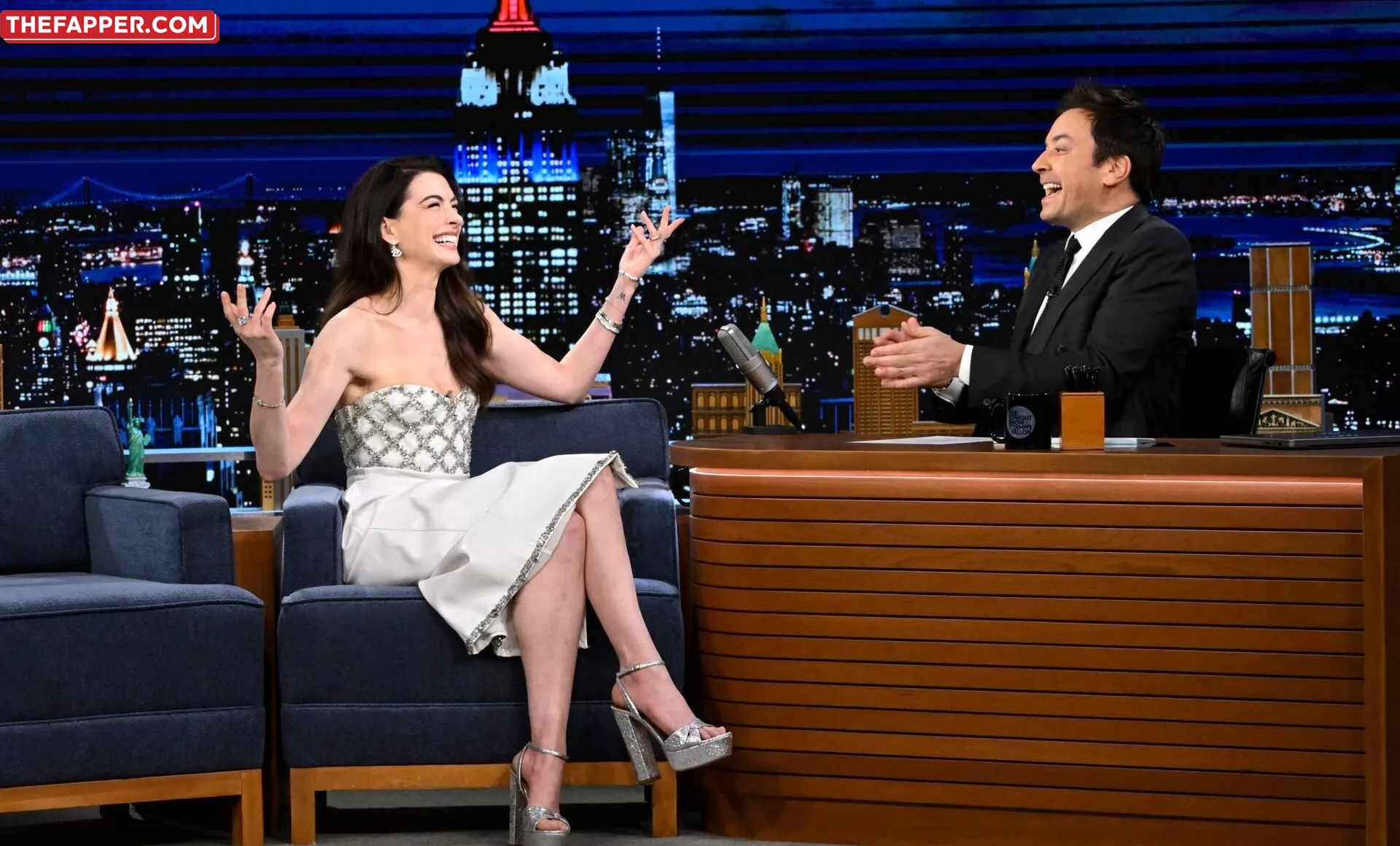 Anne Hathaway  Onlyfans Leaked Nude Image #0EJKb5tCpx