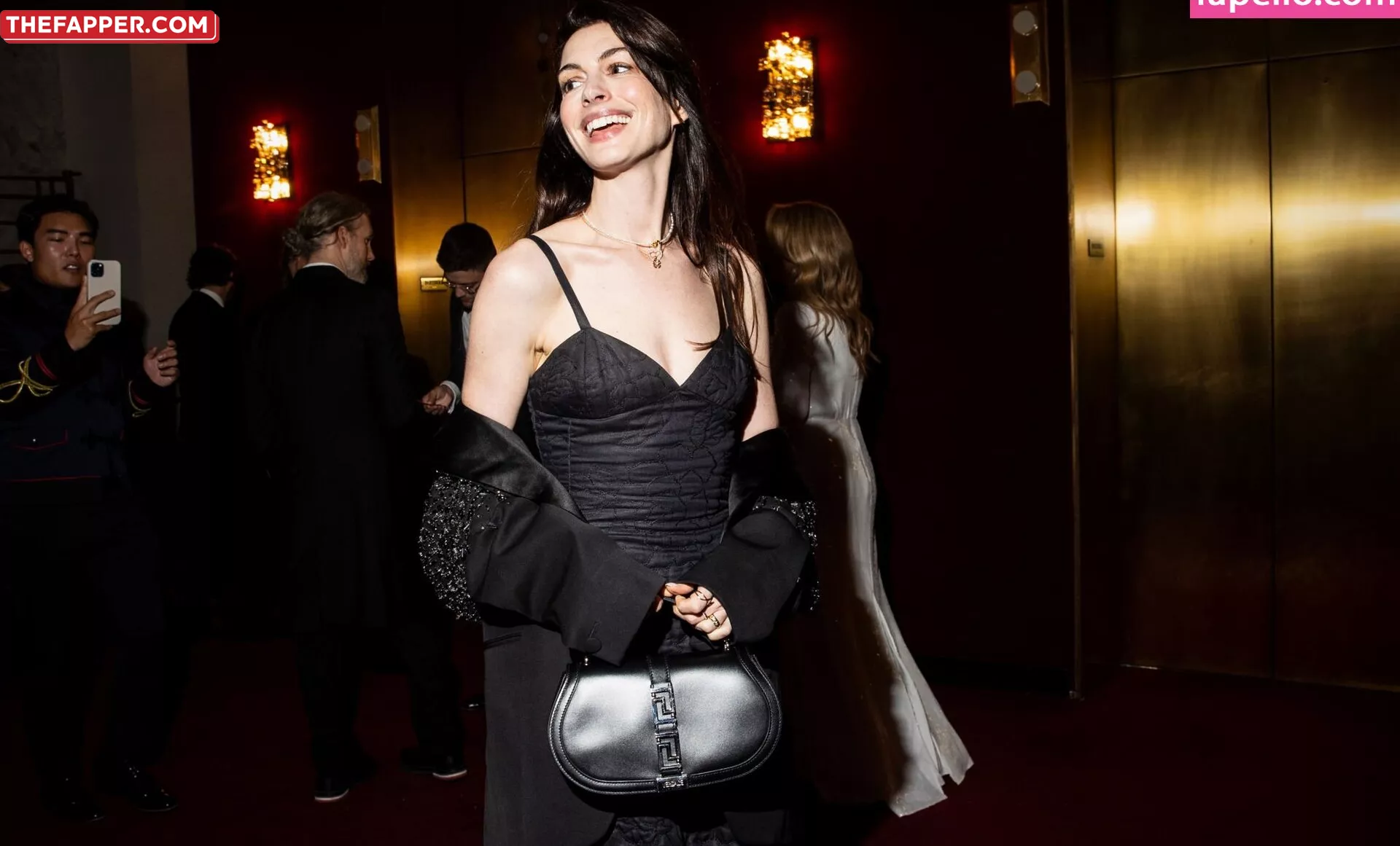 Anne Hathaway  Onlyfans Leaked Nude Image #11GaylvOXg