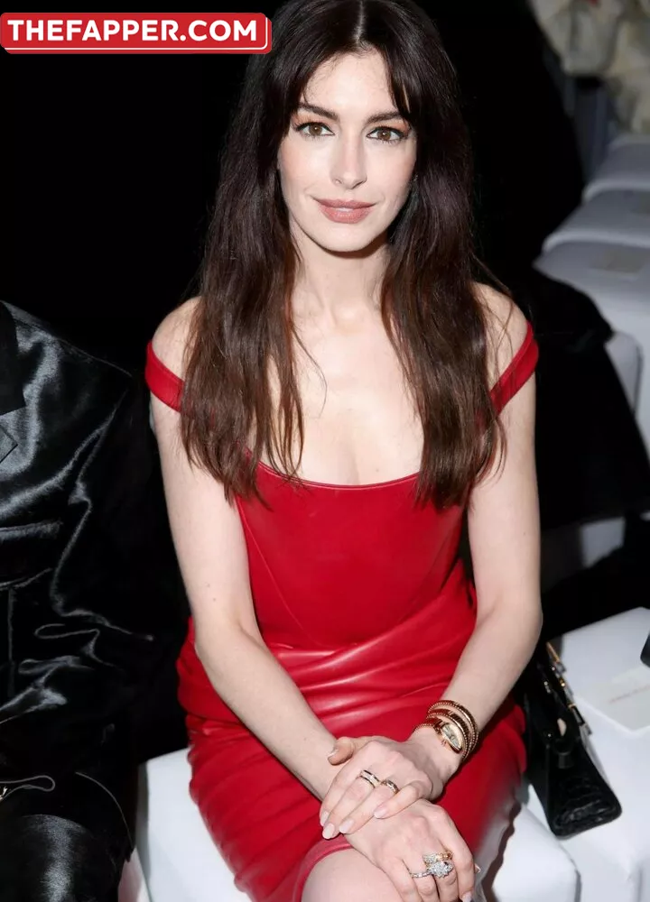 Anne Hathaway  Onlyfans Leaked Nude Image #1XkidCjqbI