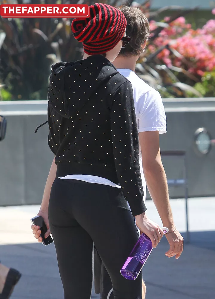 Anne Hathaway  Onlyfans Leaked Nude Image #FaMMm3GTUa
