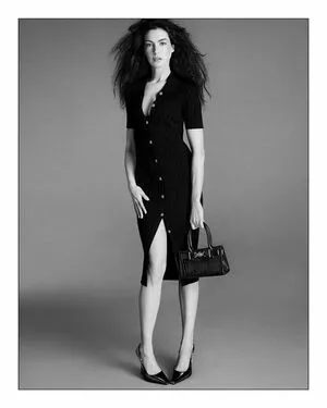 Anne Hathaway #bdTTLti19k