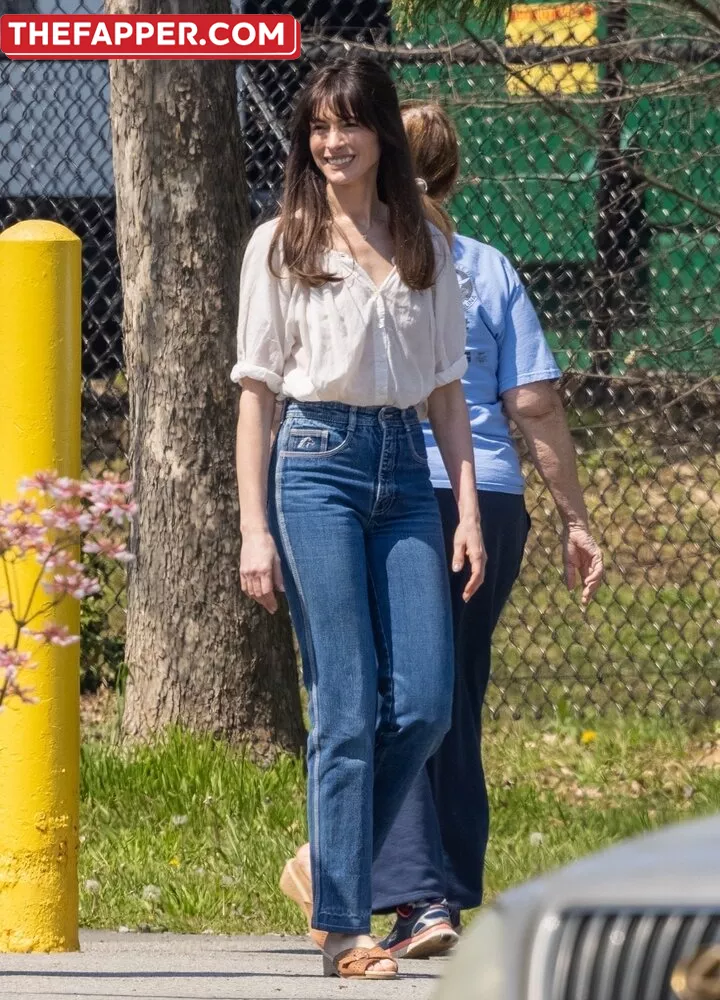 Anne Hathaway  Onlyfans Leaked Nude Image #bkUGM4emQg
