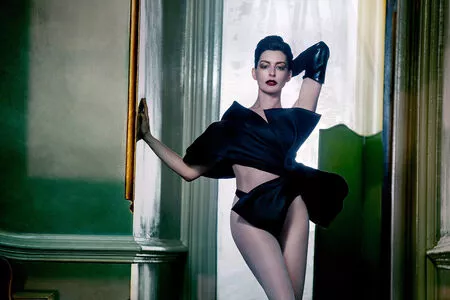 Anne Hathaway #epbprc2OCo