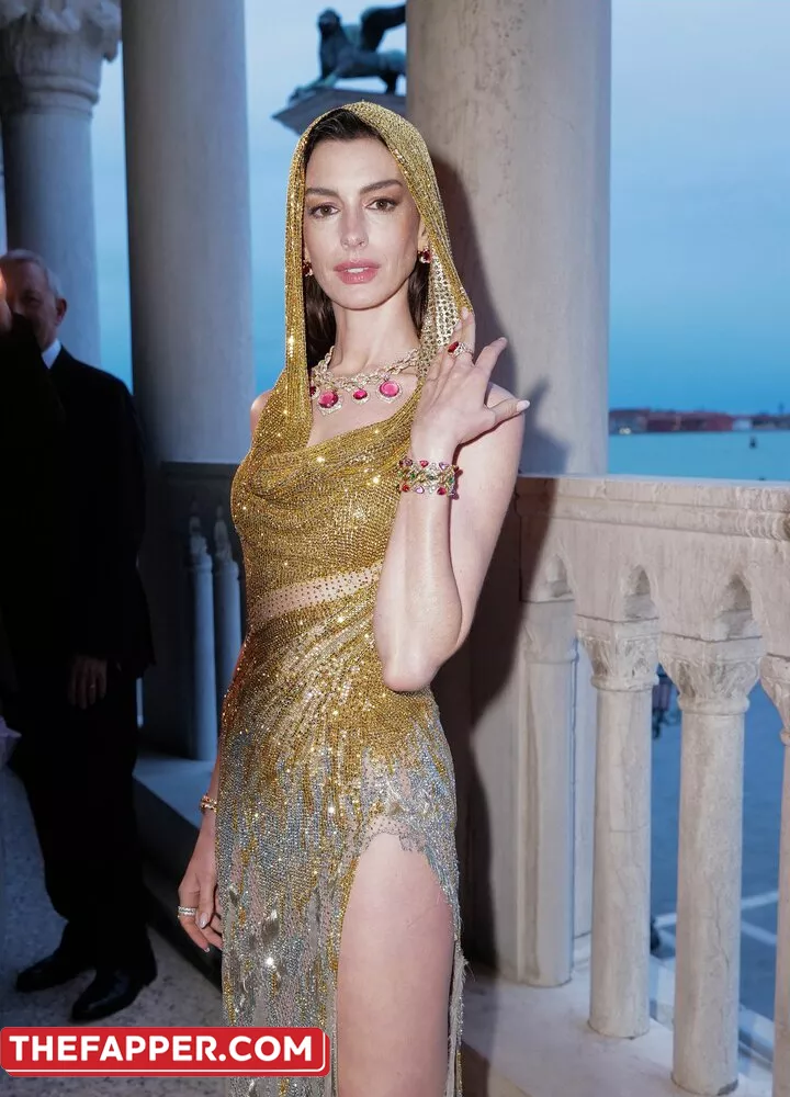 Anne Hathaway  Onlyfans Leaked Nude Image #pZl1dikRud