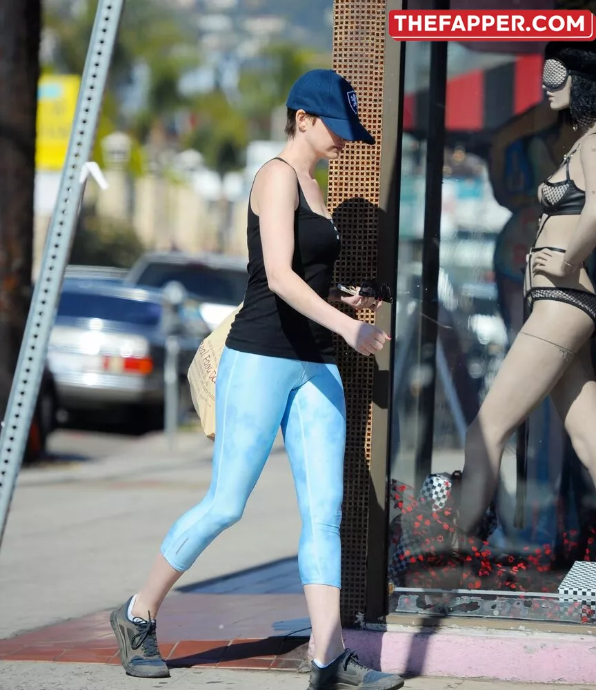 Anne Hathaway  Onlyfans Leaked Nude Image #u4Dv2Jk1OO