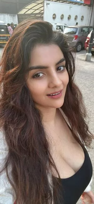 Anveshi Jain #NqLKPnUyJT