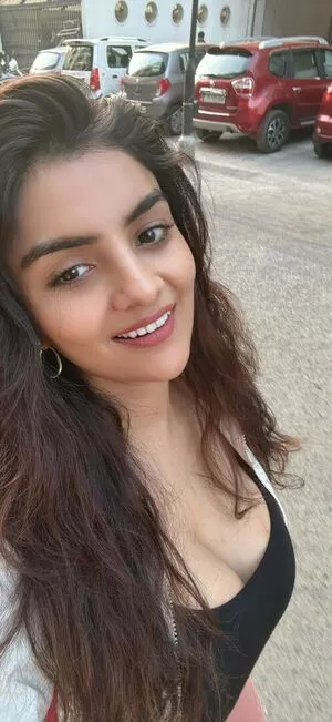 Anveshi Jain #SVskrb8Scy
