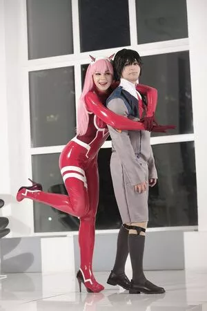 Anya Ichios #3KUZ2g4aE0