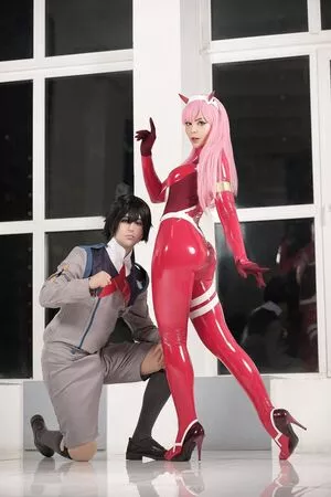 Anya Ichios #6wUz2Mqyai