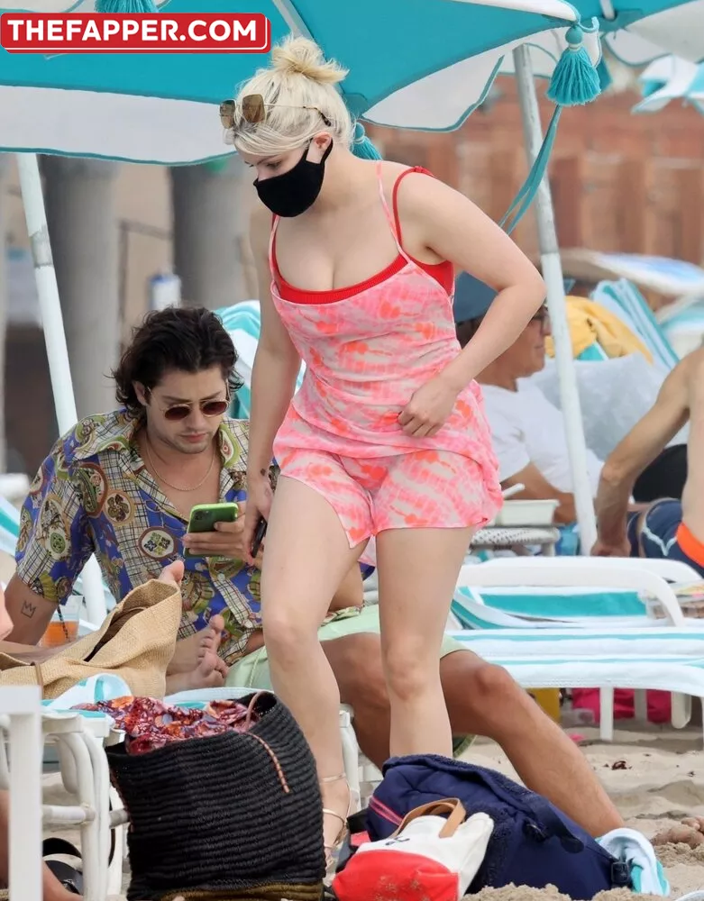 Ariel Winter  Onlyfans Leaked Nude Image #3PAuVhoDZt
