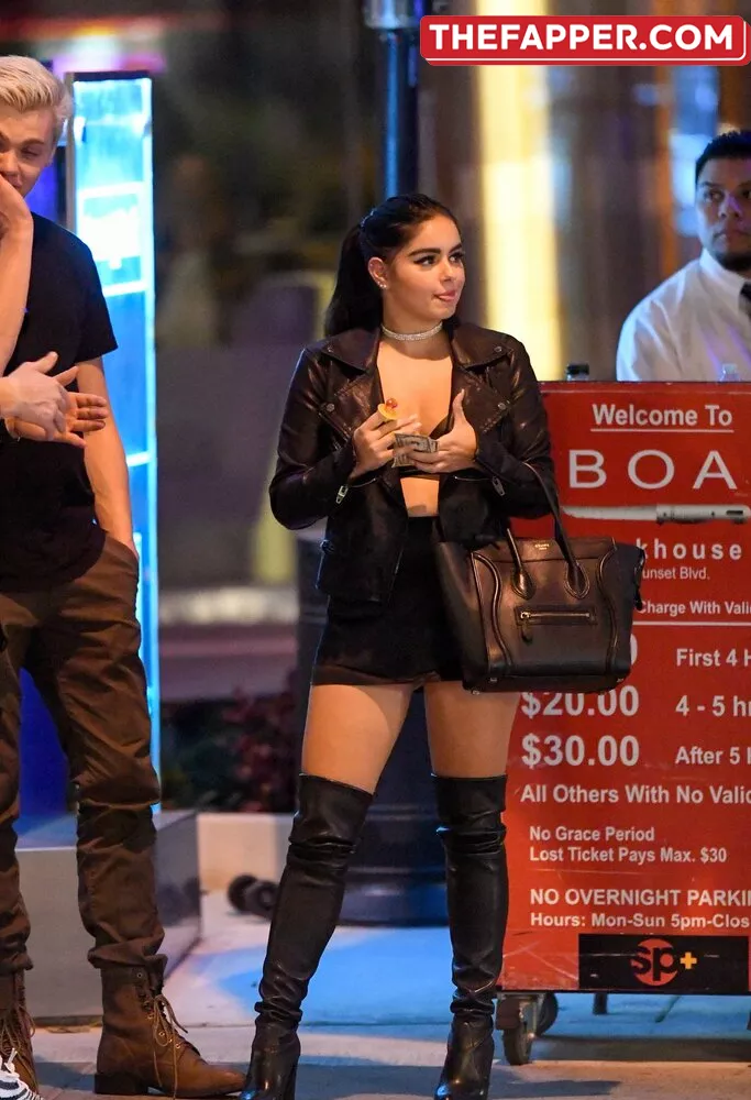 Ariel Winter  Onlyfans Leaked Nude Image #axufSaKSu8