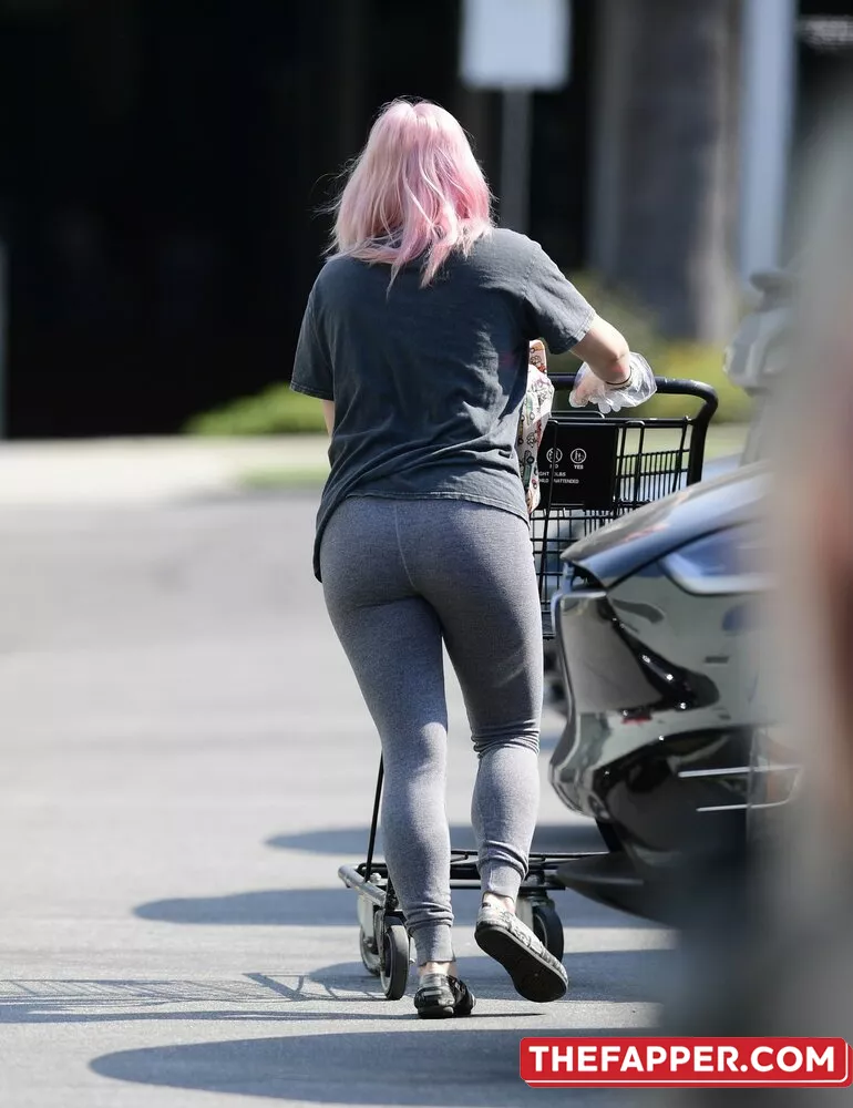 Ariel Winter  Onlyfans Leaked Nude Image #ealeTl5AQe