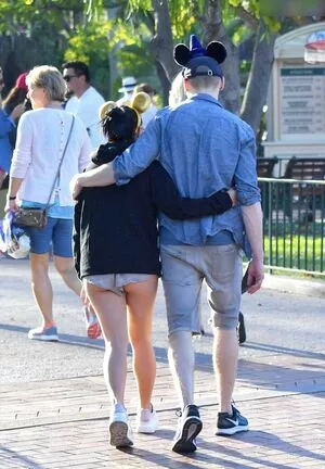 Ariel Winter #tu4QmnRPcH