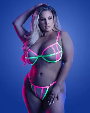 Ashley Alexiss #Hd6v79UqHy