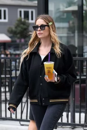 Ashley Benson #3MpT6reC9D