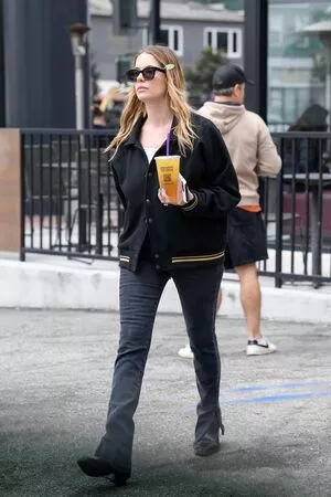 Ashley Benson #4DaXfWLCqq