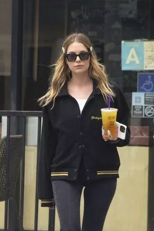 Ashley Benson #EYQ5iSTIIE