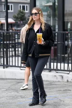 Ashley Benson #SKudqL14jY
