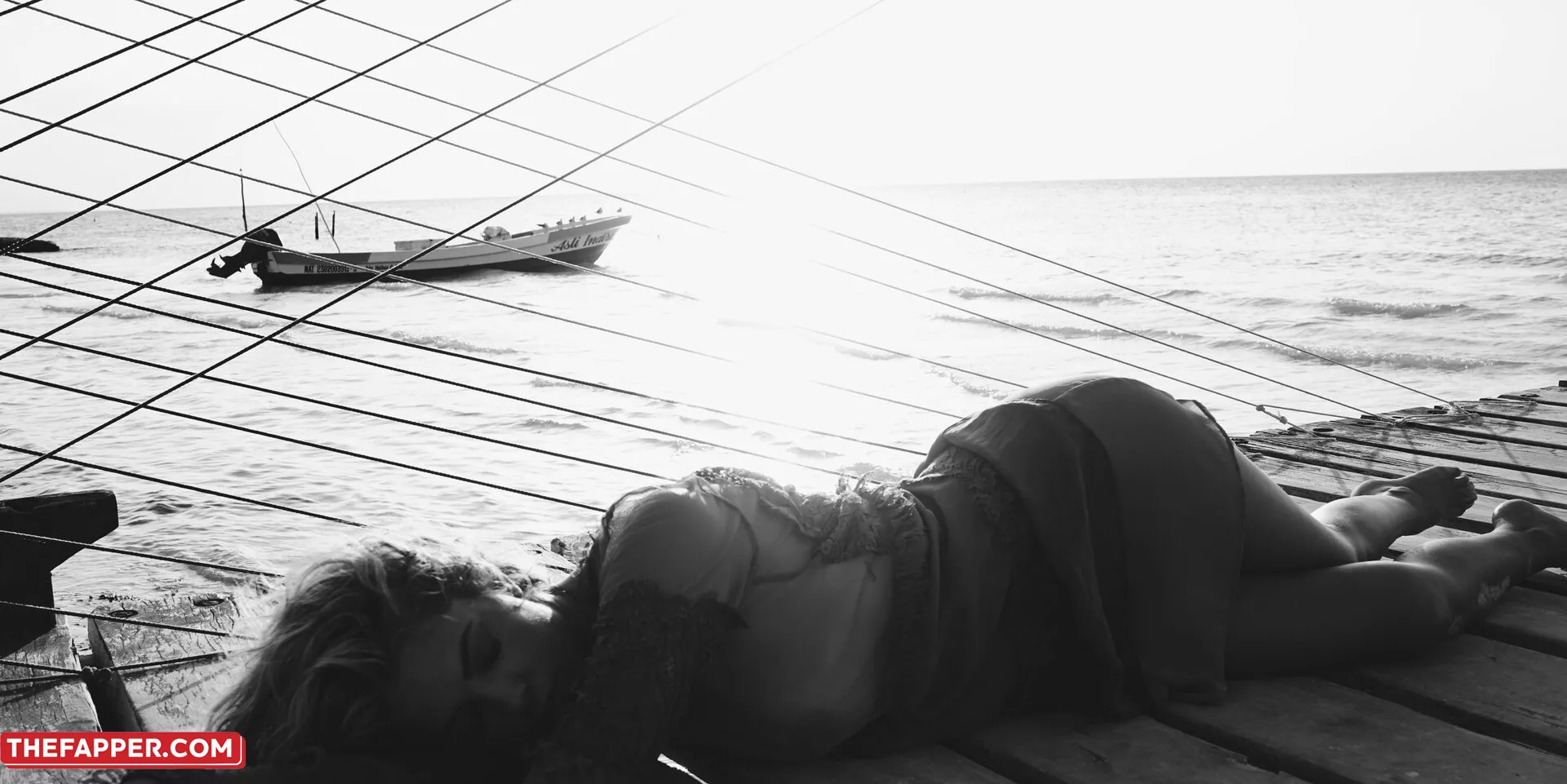 Ashley Benson  Onlyfans Leaked Nude Image #VggaM3Lw85