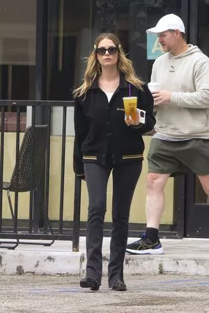 Ashley Benson #XUstRUiK0g